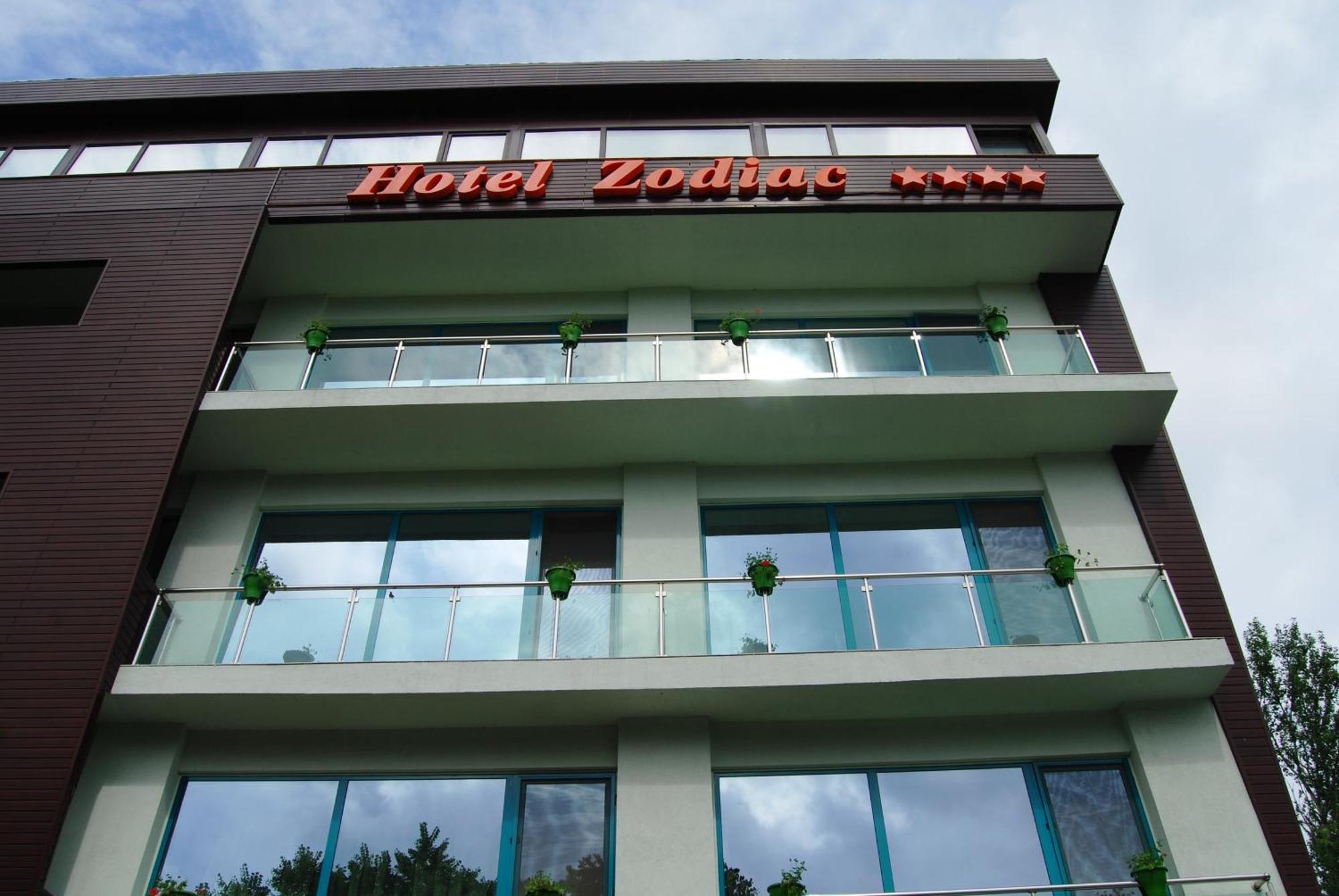 Hotel Zodiac コンスタンツァ エクステリア 写真